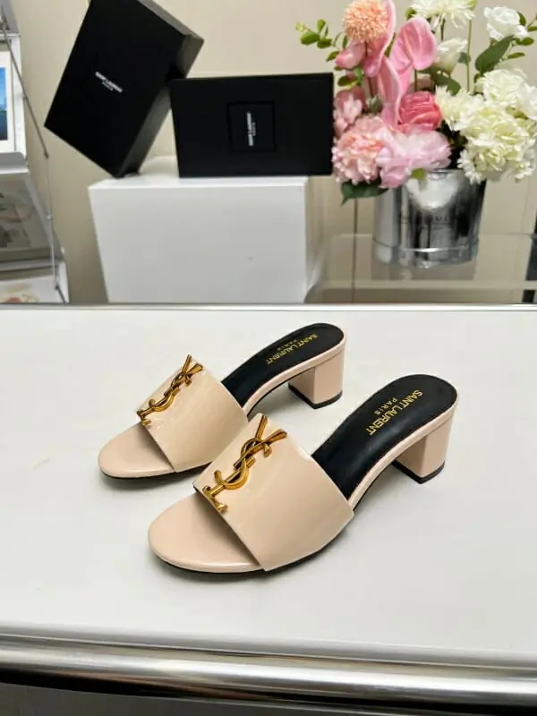 yves saint laurent ysl chaussons pour femme s_12111021